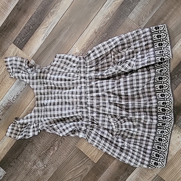 Plenty by Tracy Reese Dresses & Skirts - Silk dress with low back